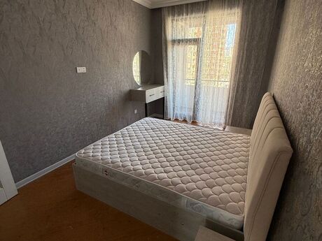 Kirayə 2 otaqlı mənzil, 80 m², Şah İsmayıl Xətai: 1 000 ₼/ay 4