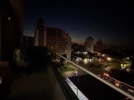 5 otaqlı yeni tikili - 8 Noyabr m. - 180 m²