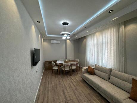 Elan №6270040 - Bakı, Qara Qarayev m., 2 otaqlı, 80 m², 11/17 mərtəbə