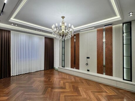 4 otaq · 182 m² · 13/18 mərtəbə, Renessans Palace