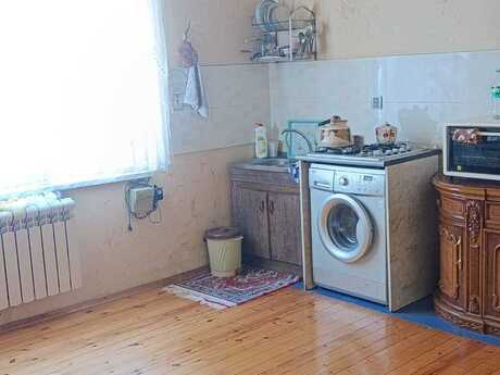 6 otaqlı həyət evi/bağ evi - Hövsan q. - 220 m²