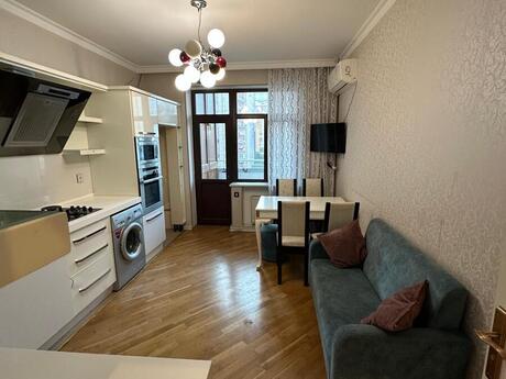 Kirayə 3 otaqlı mənzil, 140 m², Nəriman Nərimanov: 1 200 ₼/ay 4