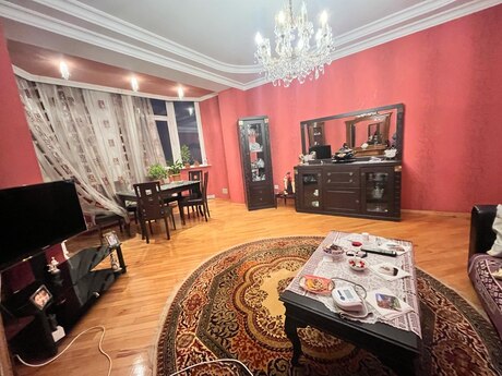 Elan №6270122 - Bakı, İnşaatçılar m., 4 otaqlı, 145 m², 22/25 mərtəbə