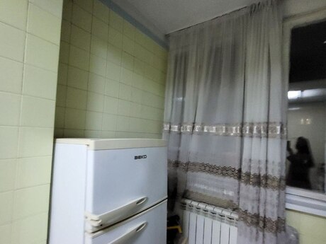 3-комн. вторичка - Ясамальский р. - 80 м²