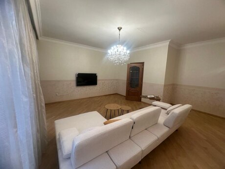2-room apartment for rent, 60 m², Sahil: 900 ₼/mo 3