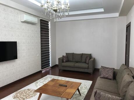 Elan №6270566 - Bakı, Gənclik m., 2 otaqlı, 85 m², 10/16 mərtəbə