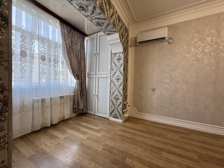 3 otaqlı köhnə tikili - Köhnə Günəşli q. - 80 m²
