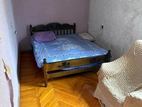 2 otaqlı köhnə tikili - Elmlər Akademiyası m. - 45 m²