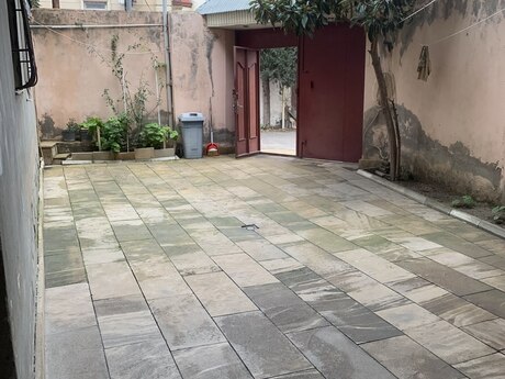 3 otaqlı həyət evi/bağ evi - Avtovağzal m. - 70 m²