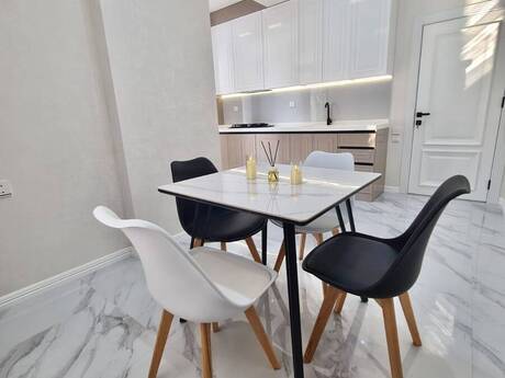 3 otaqlı mənzil, 108 m², Səbail: 355 000 ₼ 4