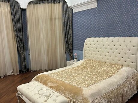 5 otaqlı mənzil, 250 m², 28 May: 820 000 ₼ 5