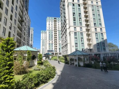 3 otaqlı mənzil, 140 m², Zümrüd Residence: 462 000 ₼ 3