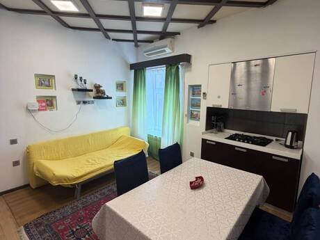 Elan №6271020 - Bakı, İçəri Şəhər m., 3 otaqlı, 80 m², 2/2 mərtəbə