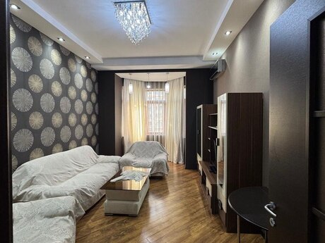 Kirayə 3 otaqlı mənzil, 100 m², Sahil: 1 300 ₼/ay 2