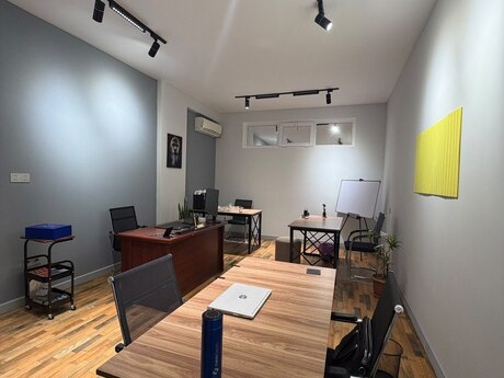 Elan №5753399 - Bakı, Nizami m., 4 otaqlı, 120 m²