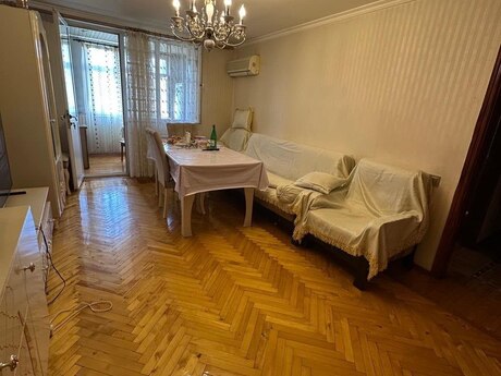 3 otaqlı köhnə tikili - Yasamal r. - 62 m²