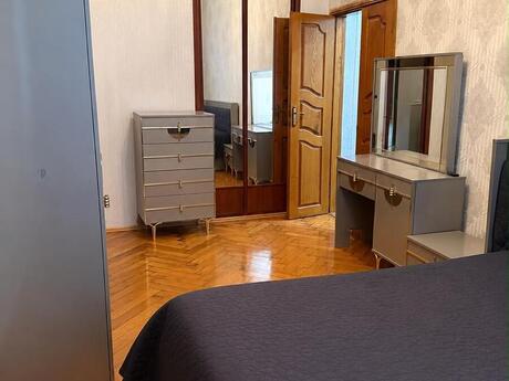 Elan №6271263 - Bakı, İçəri Şəhər m., 3 otaqlı, 100 m², 3/3 mərtəbə