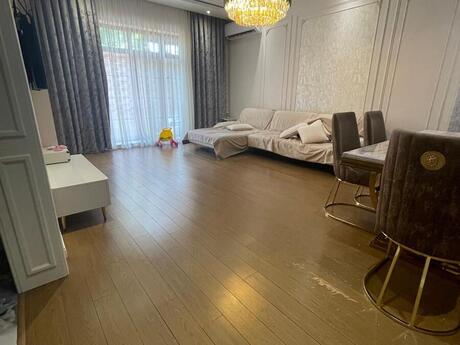 Elan №6271342 - Bakı, Binəqədi r., 10 otaqlı, 430 m²