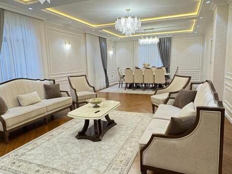 6 otaqlı həyət evi/bağ evi - Əhmədli m. - 450 m²