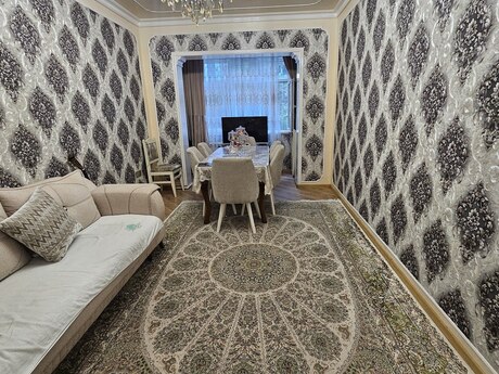 4 otaq · 115 m² · 2/9 mərtəbə, Azadlıq Prospekti