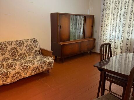 Elan №6271399 - Bakı, Elmlər Akademiyası m., 3 otaqlı, 75 m², 5/5 mərtəbə