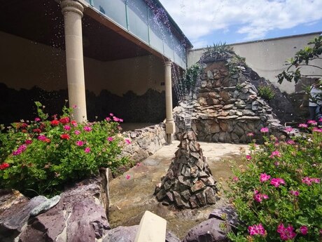 7 otaqlı həyət evi, 350 m², Bakıxanov: 480 000 ₼ 2