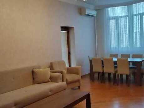 Elan №6271583 - Bakı, 8 Noyabr m., 2 otaqlı, 106 m², 4/18 mərtəbə