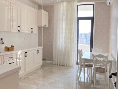 Kirayə 2 otaqlı mənzil, 90 m², 28 May: 1 000 ₼/ay 4