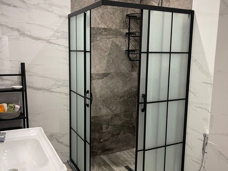 28 Mayda 3 otaqlı yeni tikili mənzil satılır, 120 m², 385 000 AZN, şəkil 3 / 12