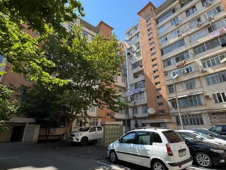 Объявление №6271637 - Баку, пос. 8-й мкр, 2-комн., 65 м², 7/9 этаж