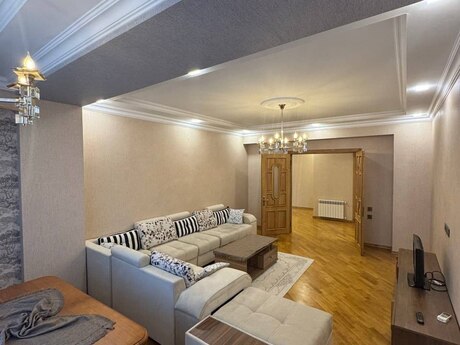 3 otaqlı yeni tikili - Badamdar q. - 130 m²