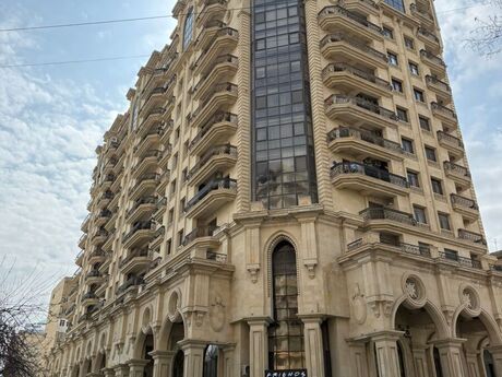 4 otaqlı yeni tikili - 28 May m. - 229 m²