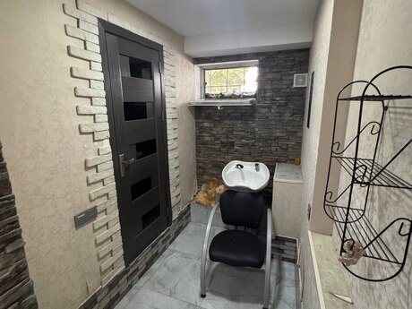 Obyekt - 8 Noyabr m. - 70 m²