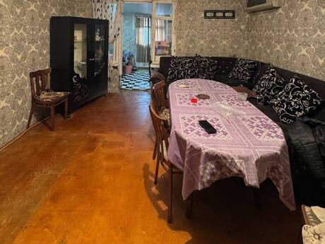 1 otaqlı köhnə tikili - İnşaatçılar m. - 35 m²