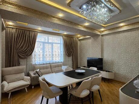 Elan №6271981 - Bakı, Yeni Yasamal q., 2 otaqlı, 76 m², 4/10 mərtəbə