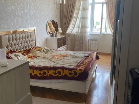 3 otaqlı mənzil, 95 m², 20 Yanvar: 265 000 ₼ 3