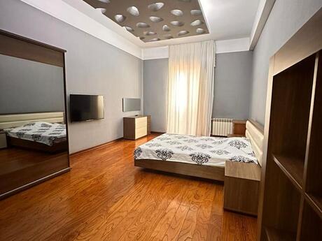 4-комнатная квартира, 230 м², Clock Tower: 1 500 000 ₼ 3