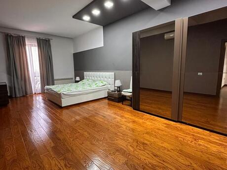 4-комнатная квартира, 230 м², Clock Tower: 1 500 000 ₼ 4