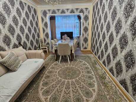 Azadlıq Prospektidə 4 otaqlı köhnə tikili mənzil satılır, 120 m², 274 900 AZN, şəkil 2 / 12