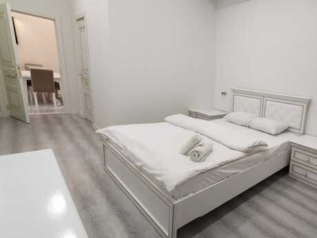 Аренда: 2-комнатная квартира, 85 м², 28 May: 70 ₼/мес 4