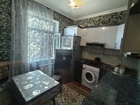 Elan №6272453 - Bakı, Zabrat q., 4 otaqlı, 180 m²