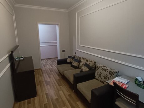 3 otaqlı köhnə tikili - Elmlər Akademiyası m. - 70 m²
