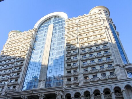 2-комн. новостройка - м. Элмляр Академиясы - 60 м²
