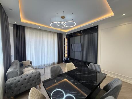 Kirayə 3 otaqlı mənzil, 120 m², Ağ şəhər: 2 500 ₼/ay 4