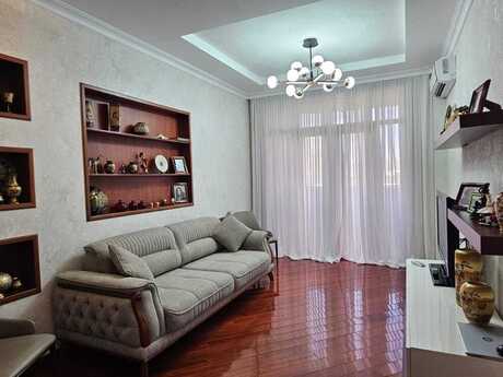 Elan №6272672 - Bakı, İnşaatçılar m., 2 otaqlı, 90 m², 8/18 mərtəbə