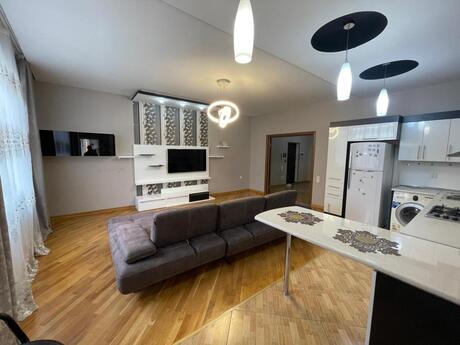 3-room apartment, 128 m², 28 May: 385 000 ₼ 2