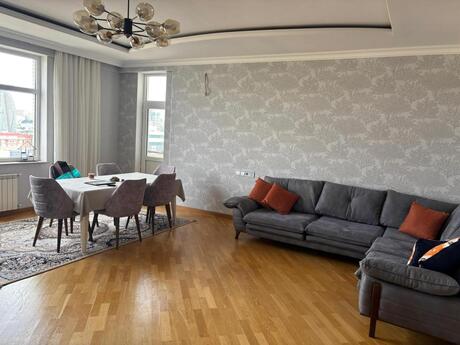 Kirayə 2 otaqlı mənzil, 100 m², Şah İsmayıl Xətai: 1 200 ₼/ay 2