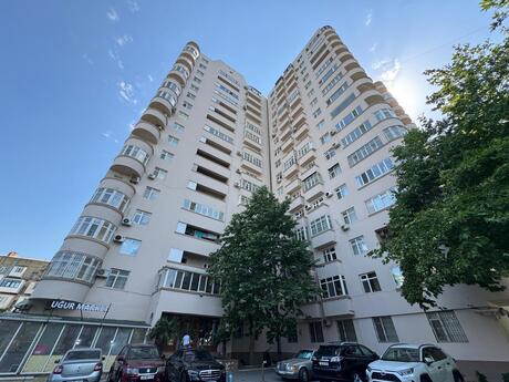 Объявление №6195752 - Баку, м. Ичеришехер, 3-комн., 110 м², 17/17 этаж