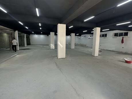 Obyekt - Neftçilər m. - 500 m²
