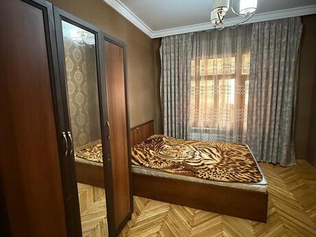Elan №6272914 - Bakı, Nərimanov r., 2 otaqlı, 70 m², 2/9 mərtəbə